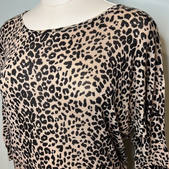 Women’s Leopard Shirt - Picture 3 of 9